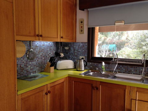Eltham South Lodge - Kempsey Accommodation 1