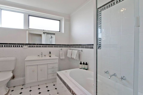 Elwood Seaside 2 Bed Retreat - Kempsey Accommodation 3
