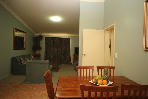 Emerald Explorers Inn - Kempsey Accommodation 2