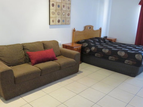 Emerald Gardens Motel & Apartments - Kempsey Accommodation 1
