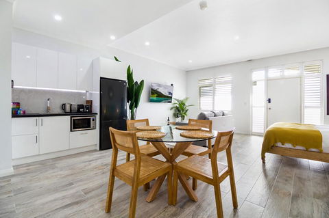 Enjoy Bayside Life At Stylish Studio Close To City - Kempsey Accommodation 2