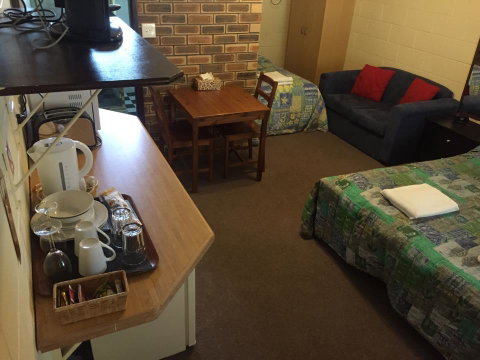 Esk Motel - Kempsey Accommodation 1