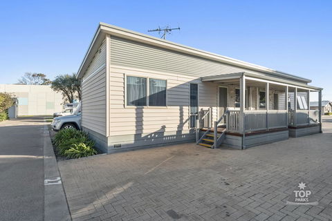 Esperance Bay Holiday Park - Kempsey Accommodation 0