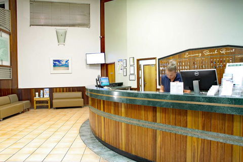 Eurong Beach Resort - Kempsey Accommodation 2