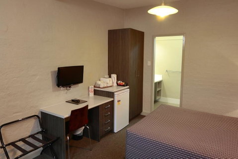 Everton Park Hotel - Kempsey Accommodation 2