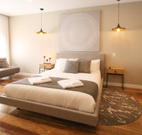 EVOLVE Near Adelaide CBD - Netflix / Wine / Lock up Garage - Kempsey Accommodation