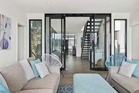 Fabulous Home - Families Only - Kempsey Accommodation 2
