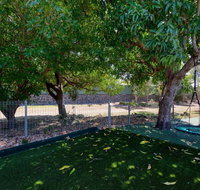 Fabulously Presented Family Retreat on Bribie Island - Kempsey Accommodation