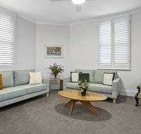 Family Terrace Home Minutes from Oxford Street and CBD - Kempsey Accommodation