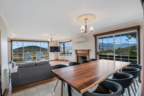 FAMILY With Children Of All Ages - Water/Bridge View - Kempsey Accommodation 1