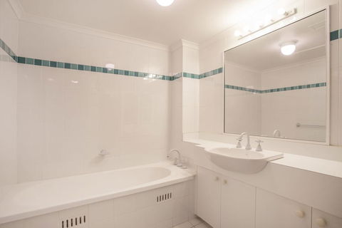 Fathoms 6 - Mollymook - Kempsey Accommodation 2