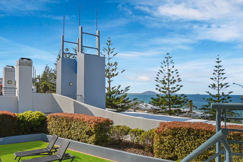 FAVOURITE GET-AWAY ON THE BEACHFRONT - Kempsey Accommodation 3
