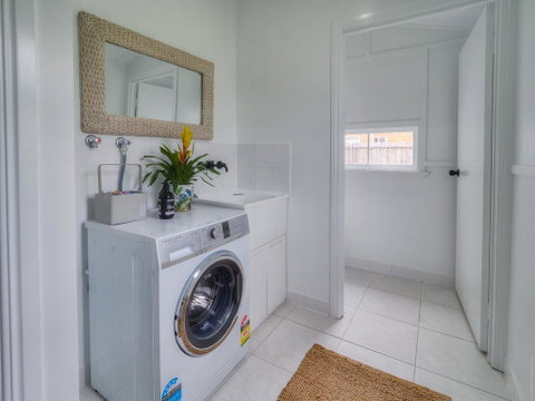 Fisherman's Cottage Hervey Bay - Kempsey Accommodation 2