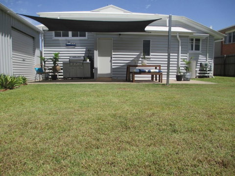 Fisherman's Cottage Hervey Bay - Kempsey Accommodation 1