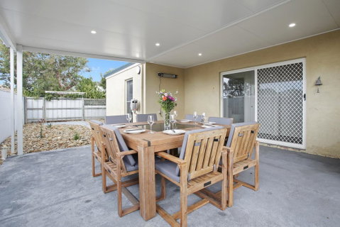 Flip Flop Retreat - Kempsey Accommodation 3