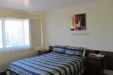 Fox Glenn Motor Inn - Kempsey Accommodation 0