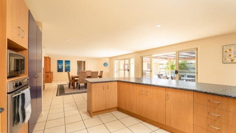 Frangipani Hideaway - Kempsey Accommodation 1