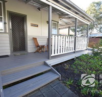 Front Kauri Cottage - Kempsey Accommodation