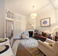 FUN TIMES in HUGE house 1 minute to SYDNEY HARBOUR - Kempsey Accommodation