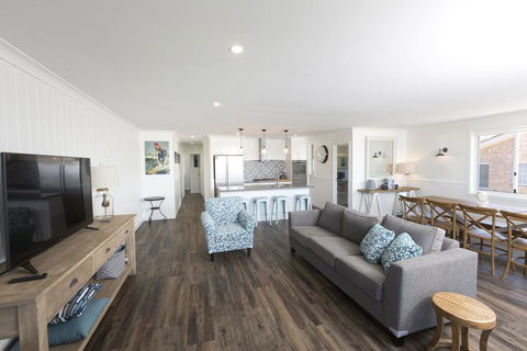 FYNE SHORES - Kempsey Accommodation 2