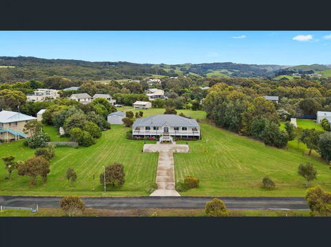 GALBRAITH BEACH STUDIO 1 - Kempsey Accommodation 1