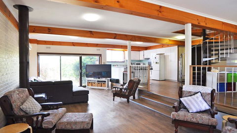 GETAWAY ON GARDEN - FREE WIFI - PET FRIENDLY (OUTSIDE ONLY) - Kempsey Accommodation 2