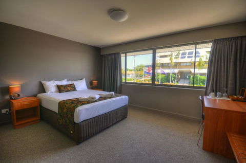 Gladstone Reef Hotel Motel - Kempsey Accommodation 3
