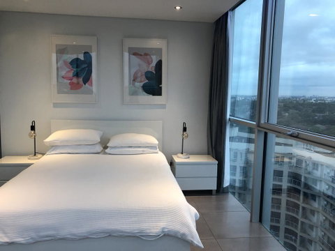 Glasshouse Apartment - At Parramatta - Kempsey Accommodation 2
