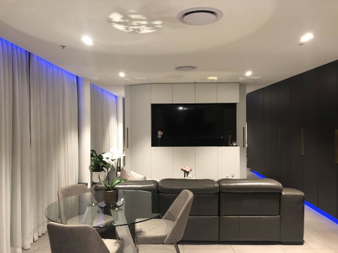 Glasshouse Apartment - At Parramatta - Kempsey Accommodation 1