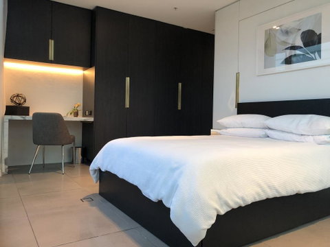 Glasshouse Apartment - At Parramatta - Kempsey Accommodation 3