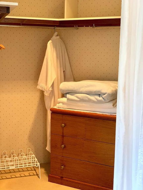 Glenway House, Spa Oasis Rockingham - Kempsey Accommodation 3