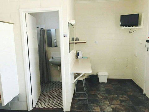 Glossop Motel - Kempsey Accommodation 1