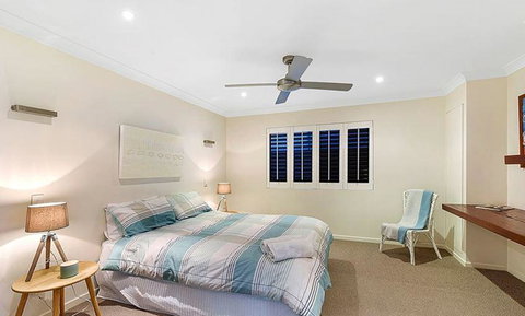 Gold Coast Beachfront Mansion - Kempsey Accommodation 1