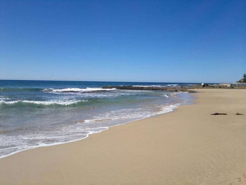 Golden Sands 1 - Absolute Beachfront - Kempsey Accommodation 0