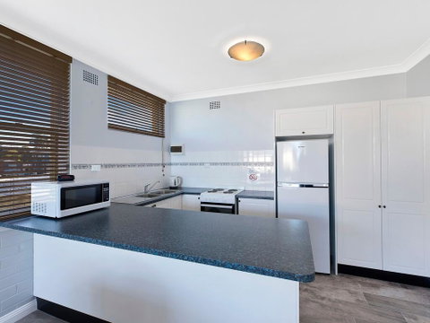 Golden Sands Apartment 10 - Kempsey Accommodation 3