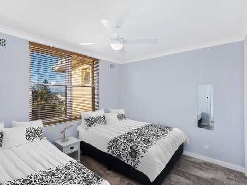 Golden Sands Apartment 10 - Kempsey Accommodation 1