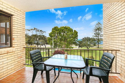 Golden Shores U7, 21 Landsborough Parade - Kempsey Accommodation 1