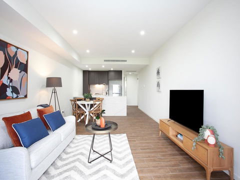 GOLF LOVERS RETREAT-Long/Short Term Lets AVL: L'Abode - Kempsey Accommodation 1