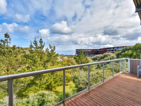 Golfers Paradise By The Beach - Kempsey Accommodation 3