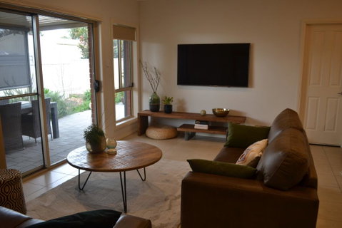 Gone To Barossa - Kempsey Accommodation 2