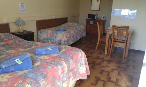 Goolgowi Highway Motel - Kempsey Accommodation 3