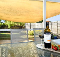 Goolwa Blue Escape - WiFi - Pet-Friendly - Kempsey Accommodation