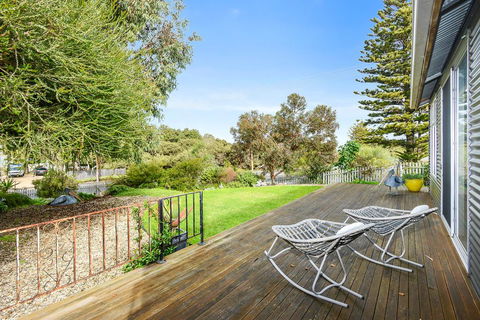 Goolwa Pelican Cottage - Kempsey Accommodation 0