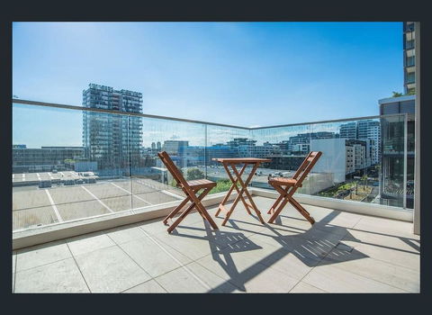 Gorgeous Modern Brand New Two Bedroom Apartment With Large Lounge And Private Garden View Balcony - Kempsey Accommodation 3
