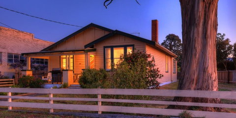 Grace's Spa Cottage - Kempsey Accommodation 0
