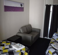 Grand Hotel Mount Morgan - Kempsey Accommodation