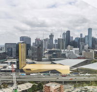 Gravity defyingLight filled apartmentBay to city viewsRooftop deckHot tubNetflix - Kempsey Accommodation