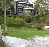Green Point Lakehouse - Kempsey Accommodation