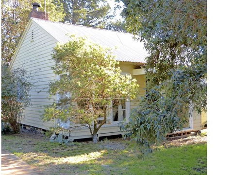 Happy Cozy House For Holidays, Beach, BBQ, Pet Friendly 35kms From CBD In Country Life Style !!! - Kempsey Accommodation 1