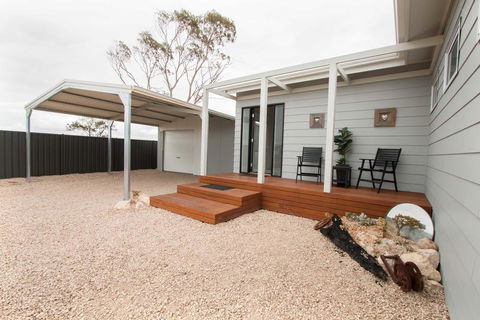 Happy Hours - Kempsey Accommodation 1